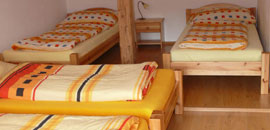 Apartment 4 - Bedzimmer mit fünf Bette